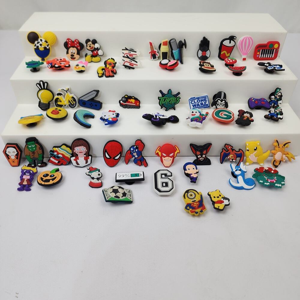 62 Crocs Shoe Charms Jibbitz Hero Halloween Disney Mario Star Wars Kitty Pokemon